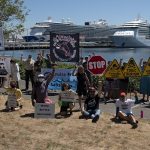 PressConference_Fists_DSC5141