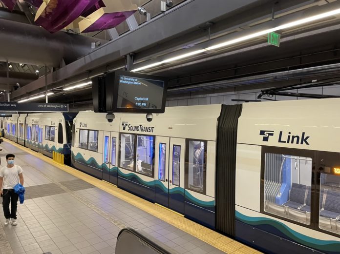 Link train at Capitol Hill Station. (Credit: The Urbanist)