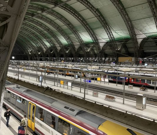 What We’re Reading: Zero-Emissions District, Dingbats, and The Interurbans