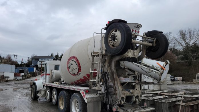 Old concrete mixer truck via Teamster