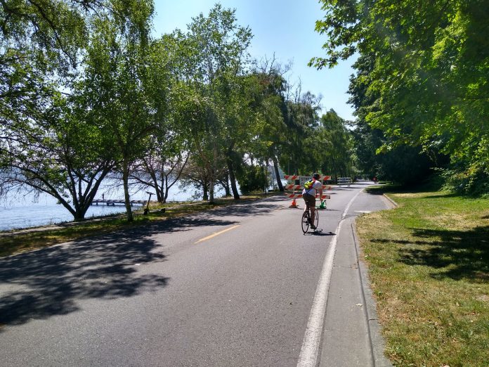 Someone on a bike using Lake Washington Boulevard