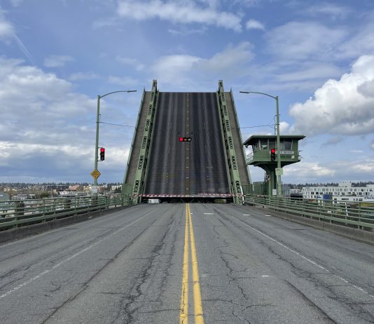 The Urbanist Podcast: Walking the Ballard Bridge
