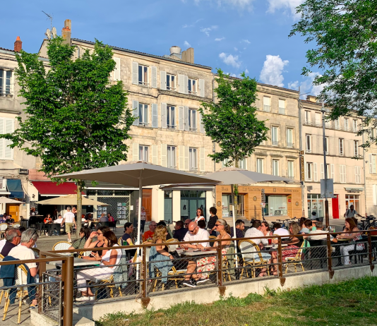 Smart Planning Has Made La Rochelle a Paradise for Walking and Biking An outdoor café