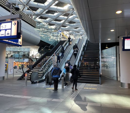 What We’re Reading: SCL Rate Hikes, Car-Free Pioneer, and Urban Inflation