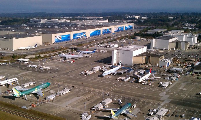 1806px-Aerial_Boeing_Everett_Factory_October_2011