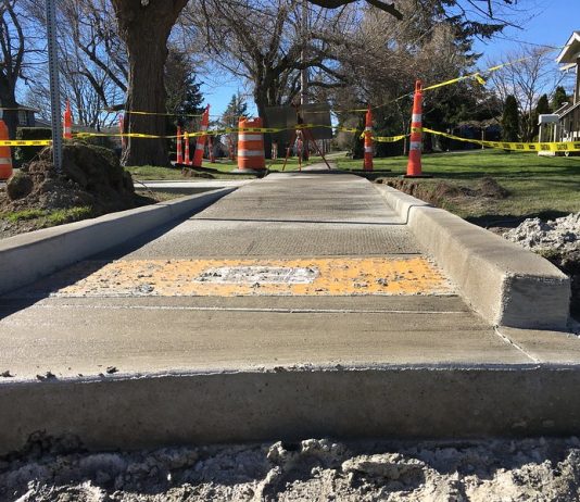 WSDOT Holds Back on Going After Grants to Fix State Highways