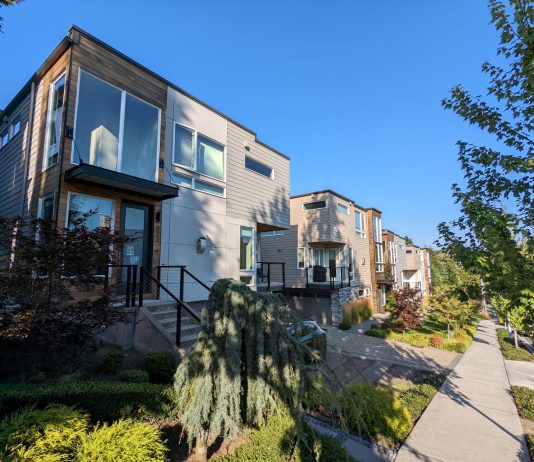 Bellevue’s Bold Middle Housing Plan Faces Uncertain Fate at Planning Commission