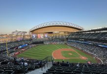 Mariners’ Victory Returns October Baseball to a Changed Seattle