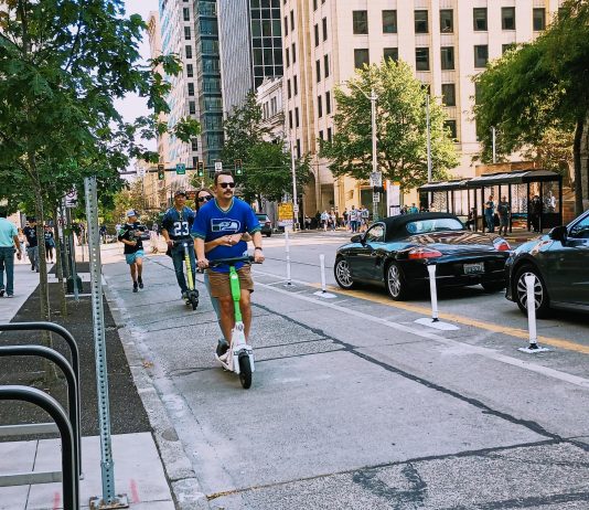 Seattle City Council Floats Car Tab Increase, New Bikeshare Tax During Budget Discussions
