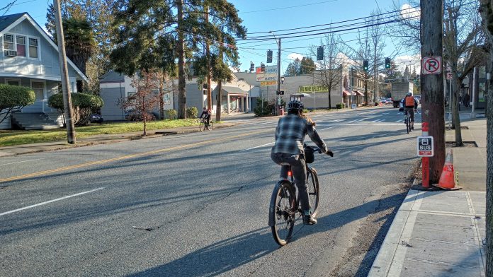 24th Ave cyclist