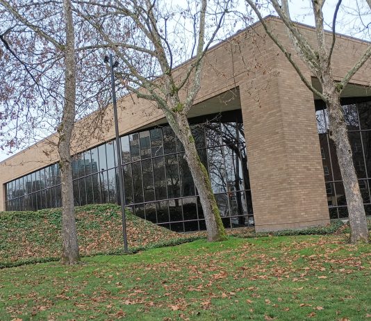 Prime Seattle Center Site May Become Warehouse As It Awaits City’s Vision