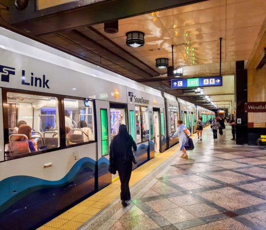 Transit Advocates Push to Save South Lake Union Light Rail Station Passengers board and disembark at Westlake Station's northbound platform.