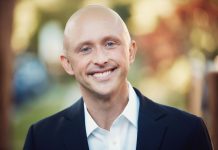 Morales Takes Lead, Davis Trims Gap to 1.5% After Friday Drop