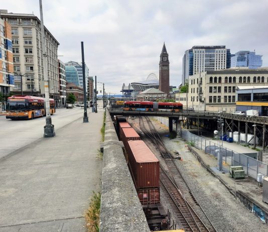 Op-Ed: Chinatown Deserves a Transit Hub, Not Terrible Transfers