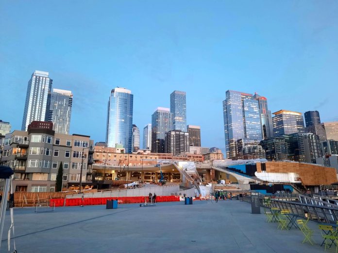 PIer 62 with Seattle Skyline Doug Trumm 20240223