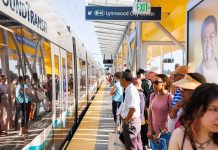 Lynnwood Link Opens to Huge Crowds and Night Markets