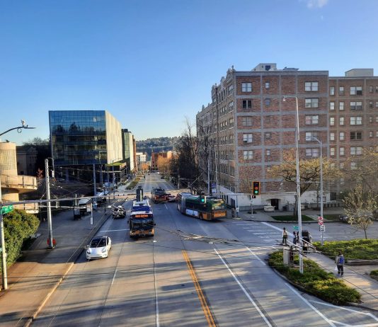 Riders Plan Vigil for Metro Bus Driver Shawn Yim Following Stabbing