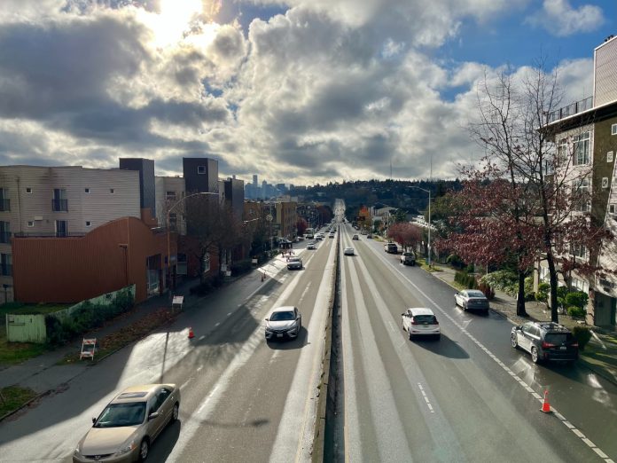 SDOT Aurora Aurora Ave N from a pedestrian bridge near Fremont on a clear day, looking north