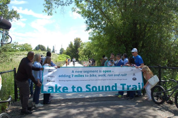 lake to sound trail banner a_engelson