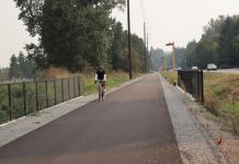 Redmond Celebrates Opening of Trail Connection to Eastrail Corridor