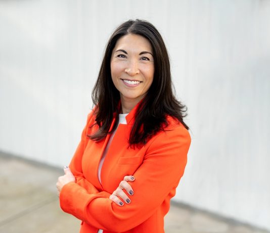 Steffanie Fain Makes Pragmatic Moderate Pitch for King County Council D5