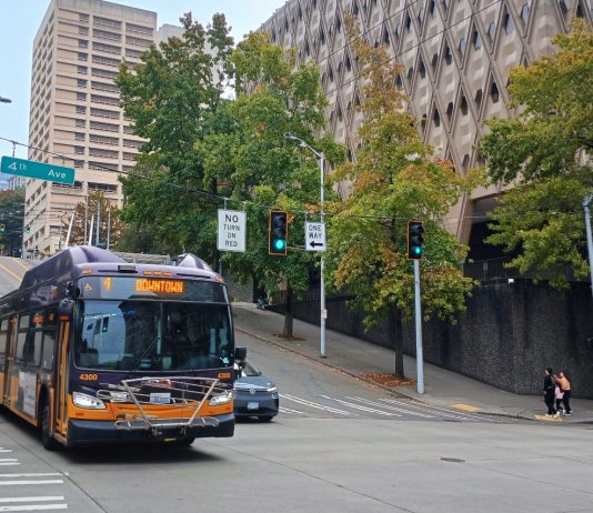 Metro Plans Trolleybus Investments, with Long Implementation Timelines