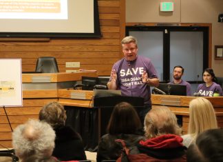 Eastsiders Pack ‘Save Issaquah Light Rail’ Rally